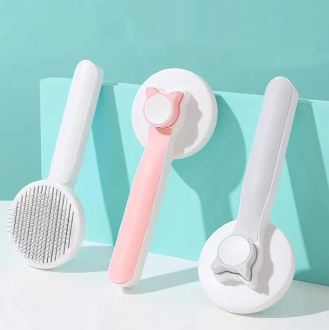 Perie par animale, caini si pisici, cu buton autocuratare si peri masaj