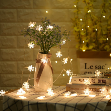 Instalatie de pom cu incarcare solara led, 20 fulgi de nea, alb