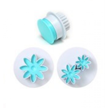 3 forme pentru prajituri,model floricica