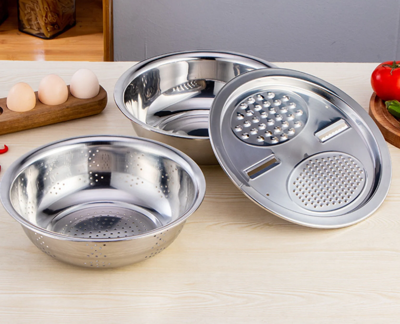 Bol din inox cu strecuratoare si razatoare
