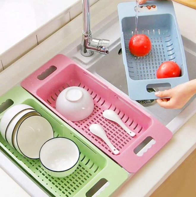 1 + 1 GRATIS - Strecuratoare pliabila, extensibila pentru chiuveta, pentru fructe, legume, carne, cu manere si cos de scurgere reglabil